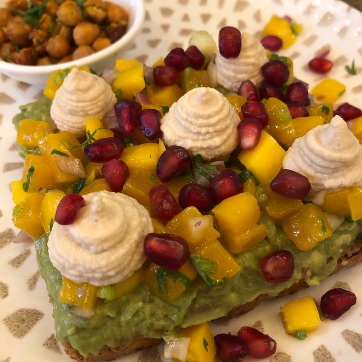 photo of Sprout Plant Based Fusion Johnny Bravocado shared by @taniamp on  15 Apr 2021 - review