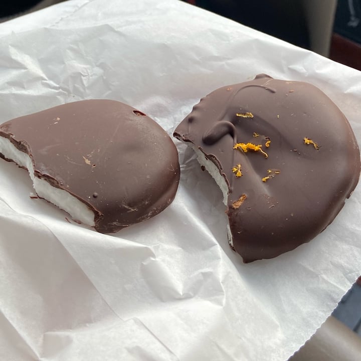 photo of Shirley Delicious Peppermint & Orange Chocolate Patties shared by @rebeccabentley on  03 Jan 2022 - review