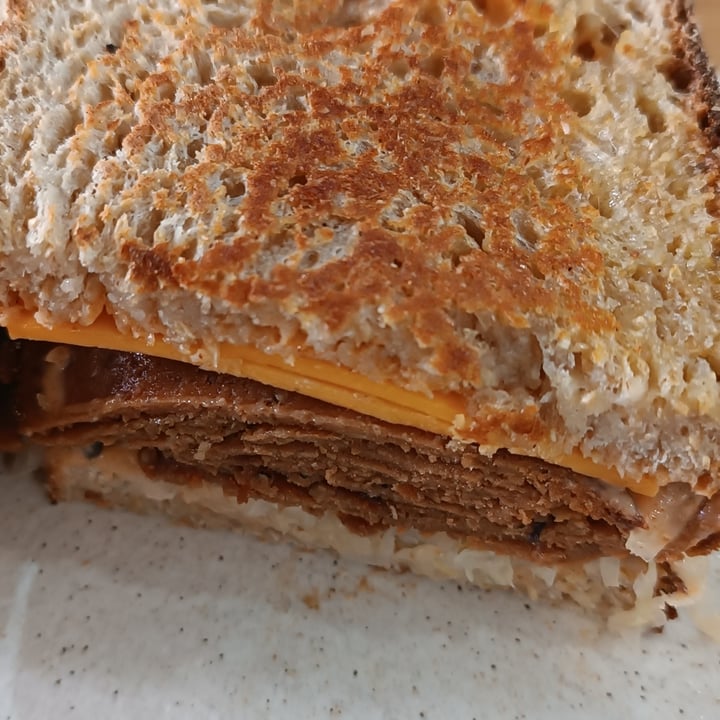 review photo of Shift Eatery Reuben’s Vegan Brother Steve shared by @cosset77 on 25 Nov 2022 - review