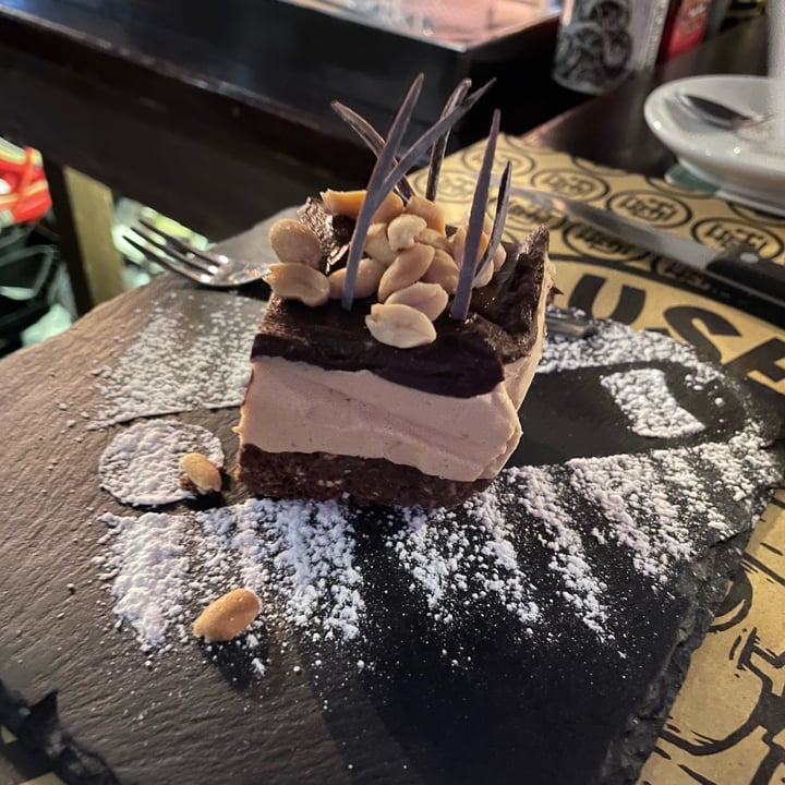 review photo of Urban Farmhouse semifreddo burro di arachidi e cioccolato shared by @aliciue on 29 Nov 2022 - review