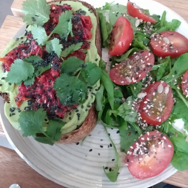 review photo of FAUNA Café y Flora Avo Toast shared by @floorcita on 27 Jul 2021 - review