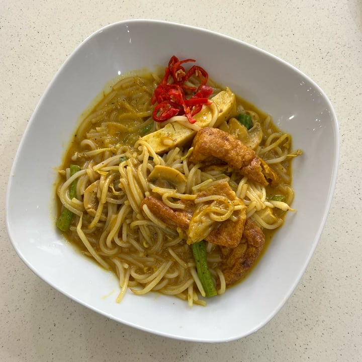 photo of Metta Cafe Fried Laksa shared by @skootykoots on  23 Aug 2022 - review