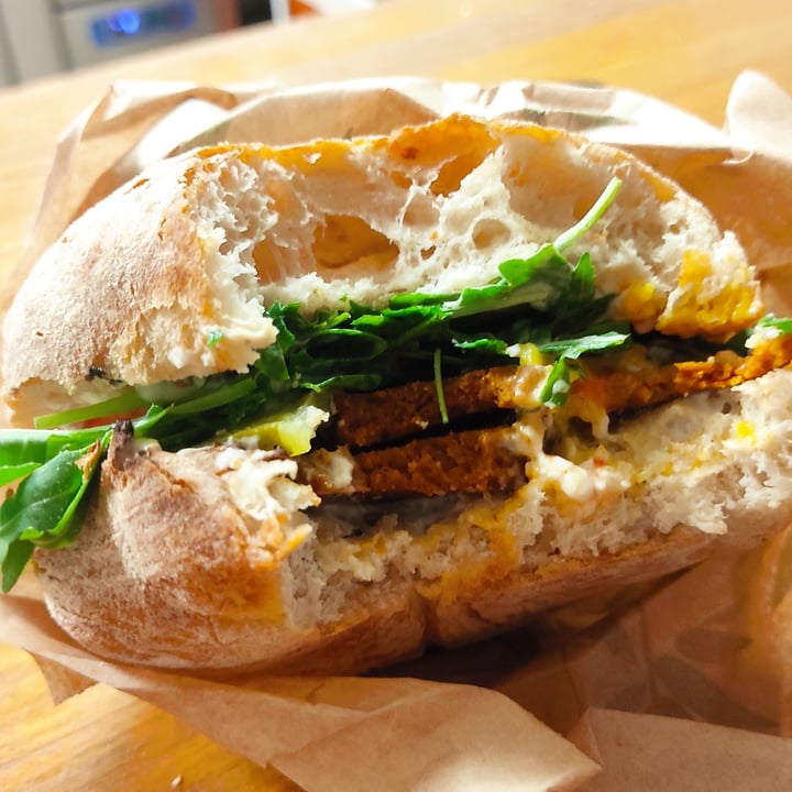 photo of Veganí Montadito de chorizo shared by @lauraorts on  10 Jul 2022 - review