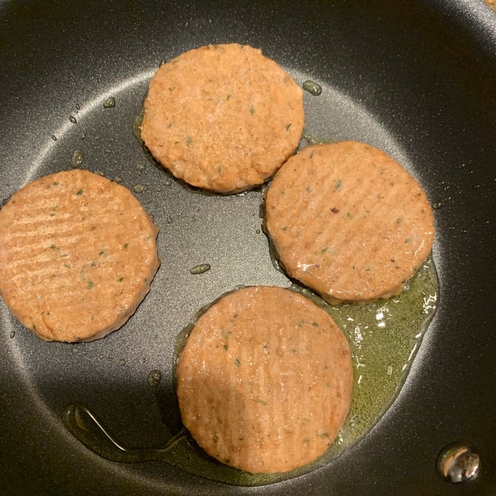 photo of Gardein Breakfast Saus’age Patties Original shared by @usa-ute on  22 May 2022 - review