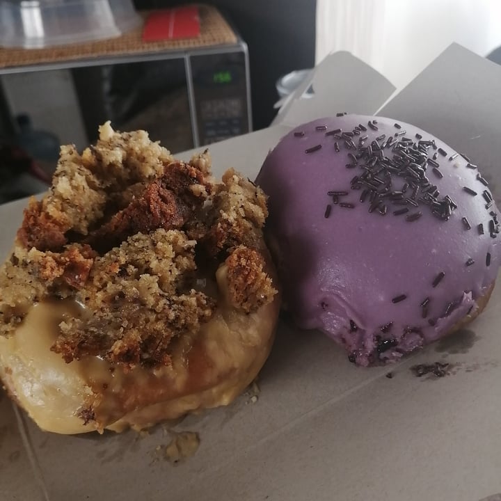review photo of Grumpy & Runt | Little Deli & Donuts Banana Bread And Condense Milk Filling shared by @ragmahe on 21 Jun 2021 - review