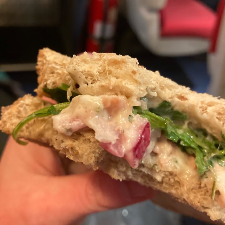 photo of Starbucks Tu’nah Mayo Sandwich shared by @charlouise on  10 Jan 2022 - review