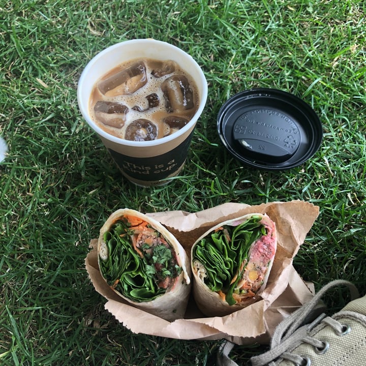 photo of Goji Cafe Vegetarian Cafe & Deli Iced Oat Milk Latte shared by @alicemary on  23 Jun 2022 - review
