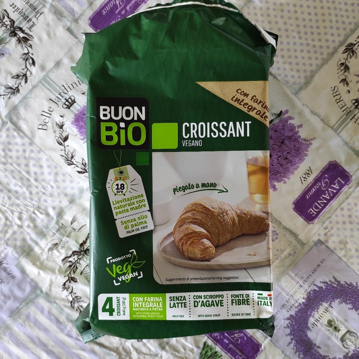 photo of Buon Bio Croissant vegani shared by @marben on  10 Apr 2022 - review