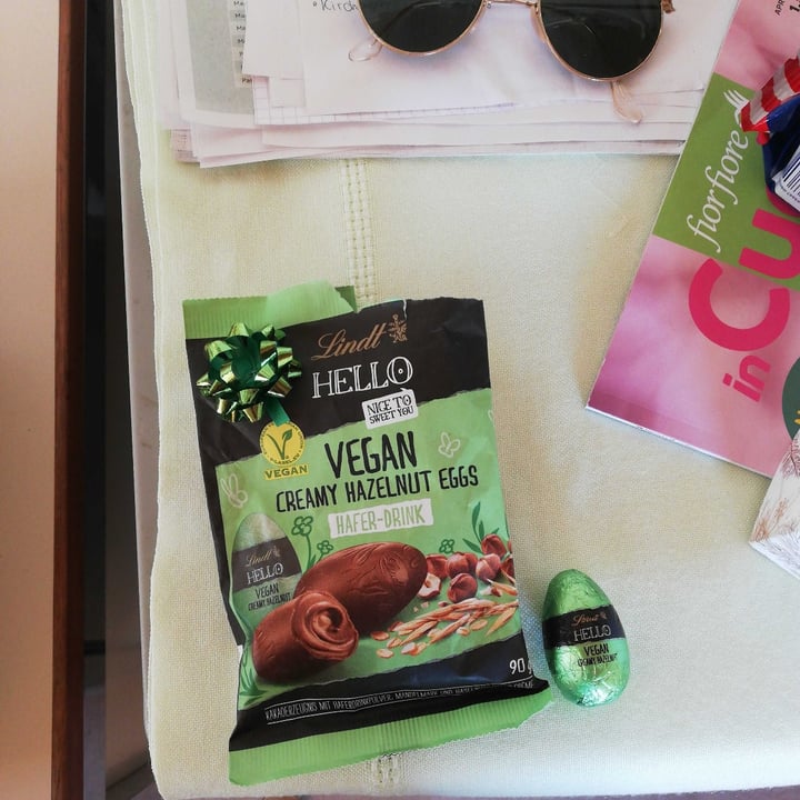 photo of Lindt Hello Vegan Creamy Hazelnut Eggs shared by @ilaria0 on  17 Apr 2022 - review