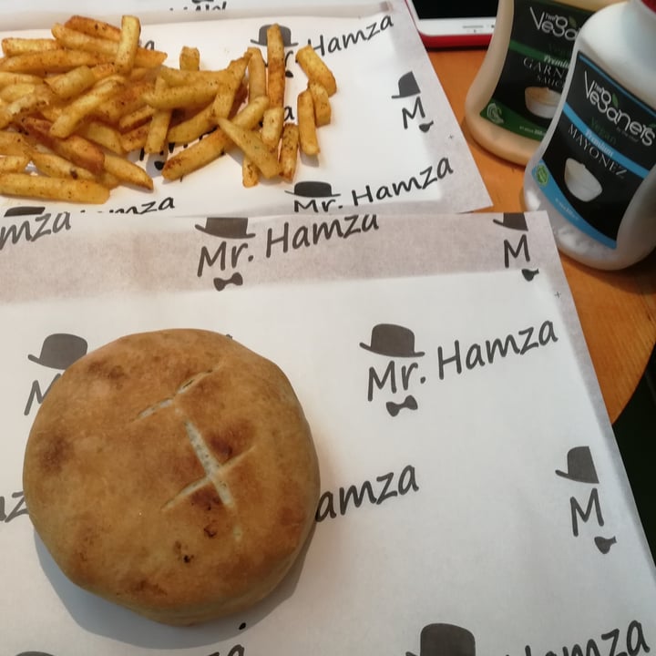 review photo of Mr. Hamza Hawaii Vegan Burger shared by @martantina on 24 Apr 2022 - review