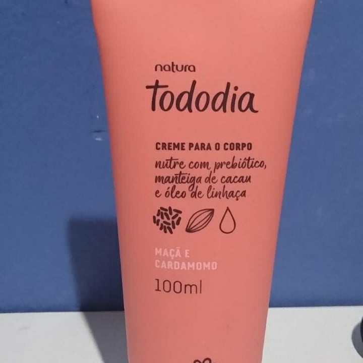 review photo of Natura Creme para o corpo. Maçã e cardamomo shared by @igorglaeser on 24 Apr 2022 - review