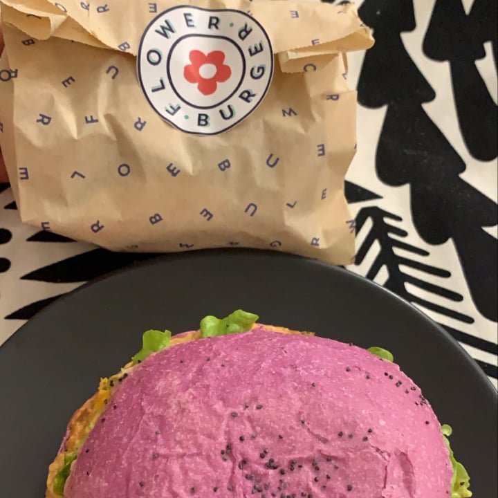 review photo of Flower Burger Cherry bomb shared by @axelpuppy on 23 Jun 2021 - review