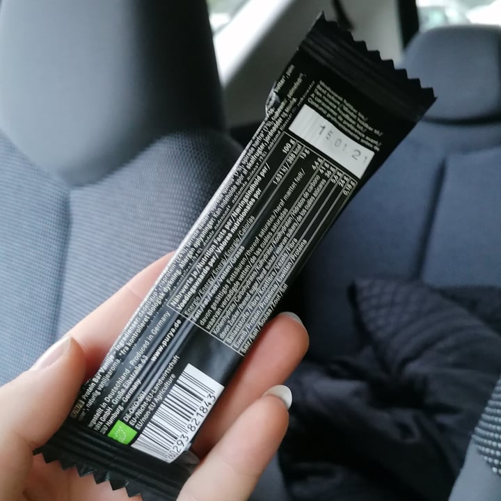 review photo of Pur Ya! Protein Bar Vanilla shared by @charlieoderso on 29 Sep 2020 - review