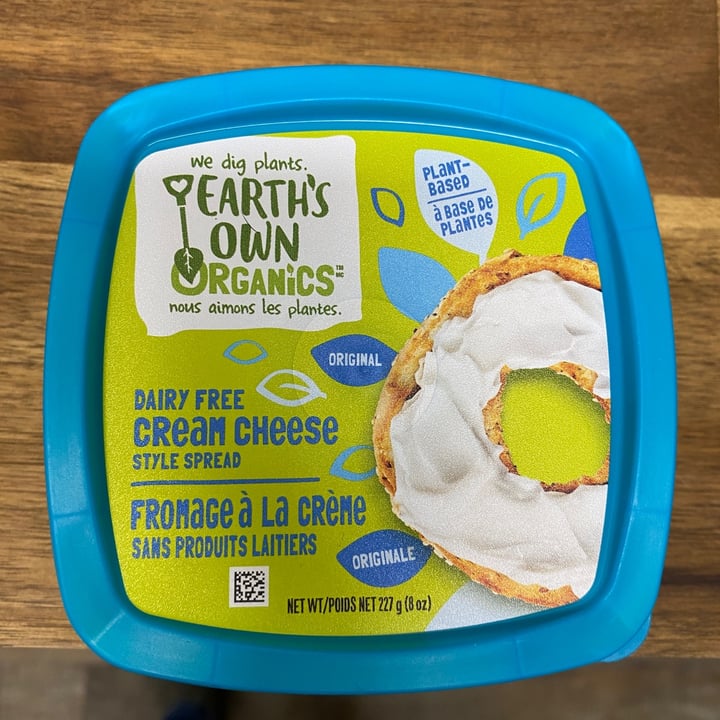 photo of Earth's Own Cream cheese shared by @kendrapirson on  12 Dec 2021 - review