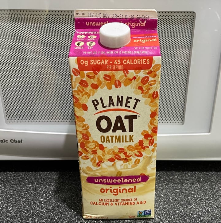 photo of Planet Oat Unsweetened Original Oatmilk shared by @shmoopsify on  13 Nov 2021 - review