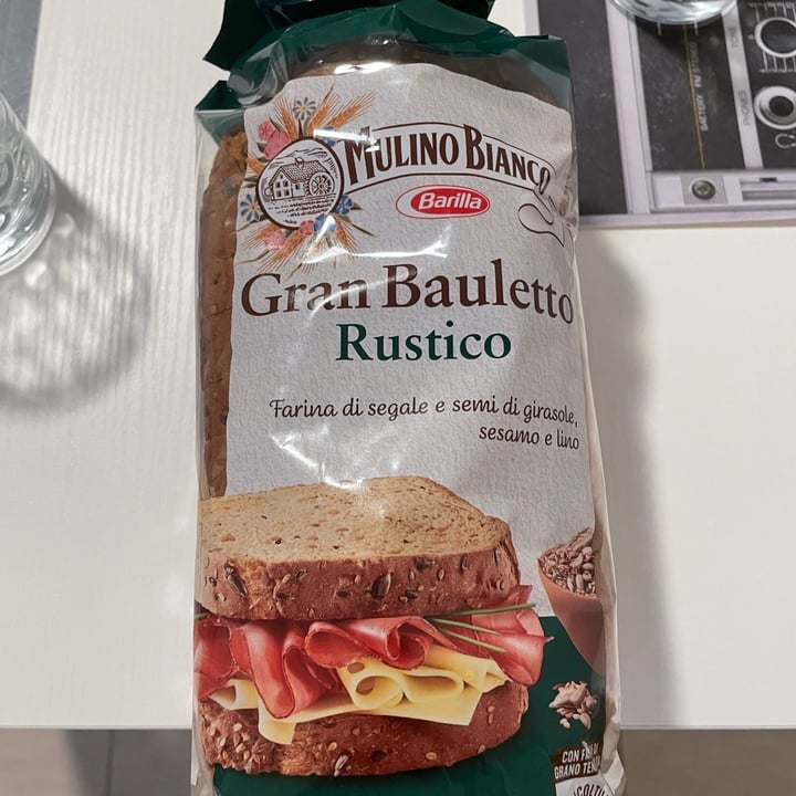 photo of Mulino Bianco Pan bauletto rustico shared by @ariedori on  11 Aug 2022 - review