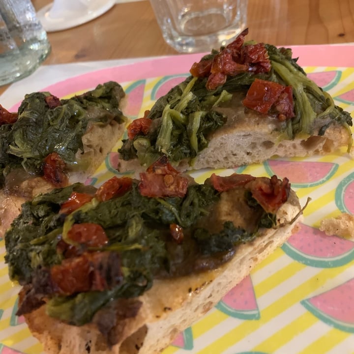 review photo of Il Magazzino delle Scope Pizza Antica Vegan shared by @tommasoleoni on 31 Jul 2022 - review