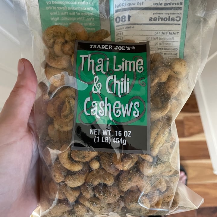photo of Trader Joe's Thai lime & chili cashews shared by @naturallyally on  09 Sep 2021 - review
