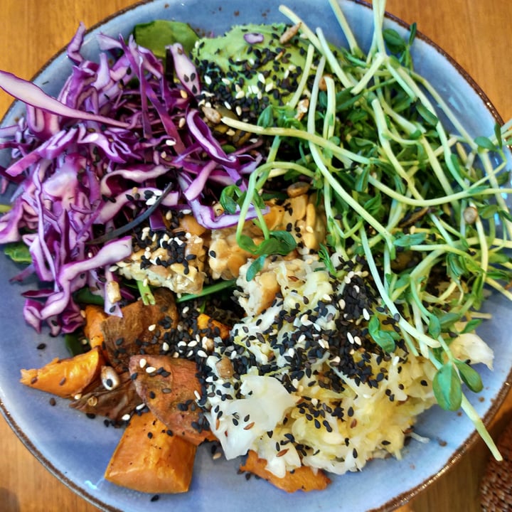 photo of The Living Cafe Tempeh Buddha Bowl shared by @musclecookie on  02 Sep 2020 - review