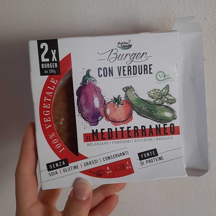 photo of Cottintavola Burger con verdure il mediterraneo shared by @irenebertiveg96 on  19 Oct 2022 - review