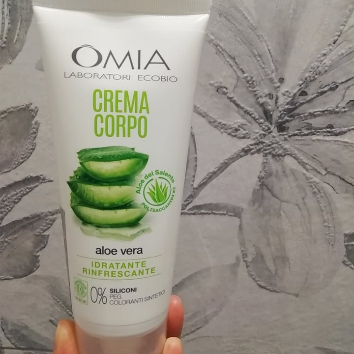 photo of Omia Crema corpo biologico aloe vera shared by @stregatta on  04 Oct 2022 - review