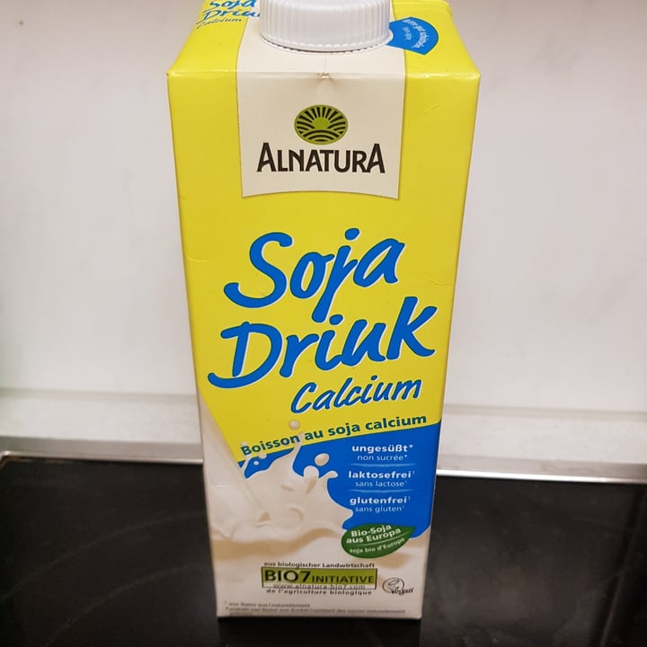 photo of Alnatura Soja Drink Calcium shared by @weblucas on  24 Dec 2020 - review
