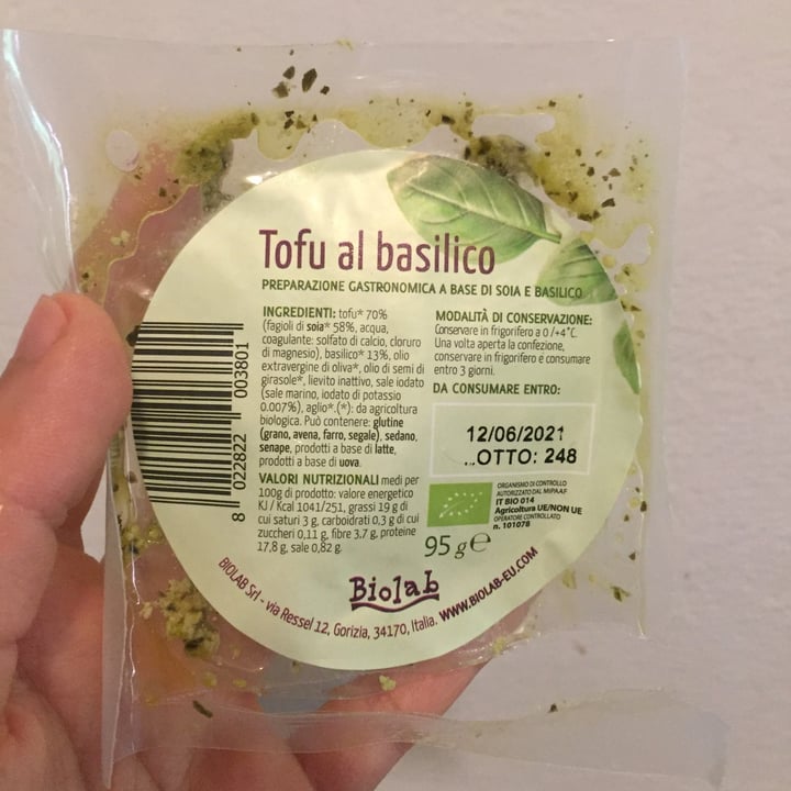 photo of Biolab Tofu al basilico shared by @celemarte on  21 Jun 2021 - review