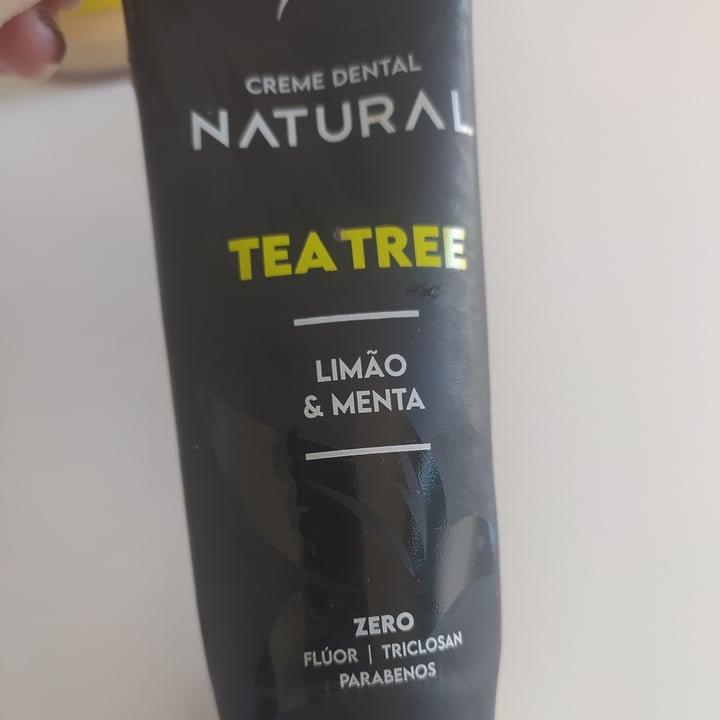 photo of Puravida Creme dental Natural Tea Tree shared by @kathydupont on  13 Jul 2021 - review