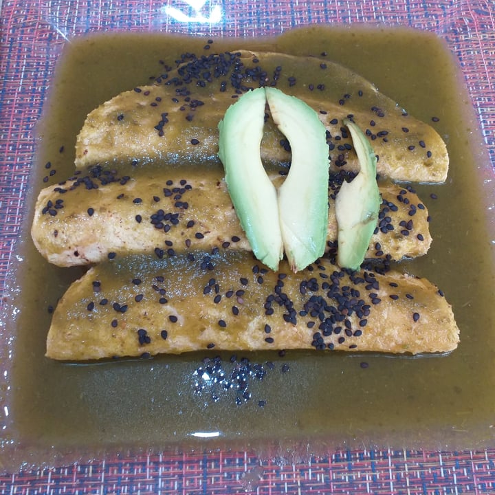 photo of Pimienta Gorda Enchiladas poblanas shared by @omar0505 on  11 Dec 2020 - review