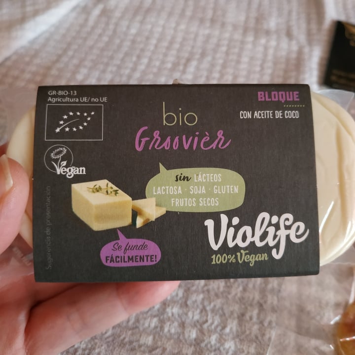 review photo of Violife Bio groovièr shared by @veganforever72 on 02 Jan 2021 - review