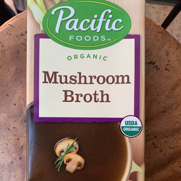 review photo of Pacific Foods mushroom broth shared by @jeremytheape on 25 Nov 2022 - review