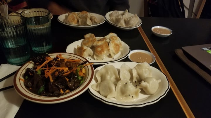 review photo of Hum Vegan Chinese Mushroom Salad With Tofu (And Veggies) Dumpling shared by @zitounsensei on 22 Jan 2020 - review