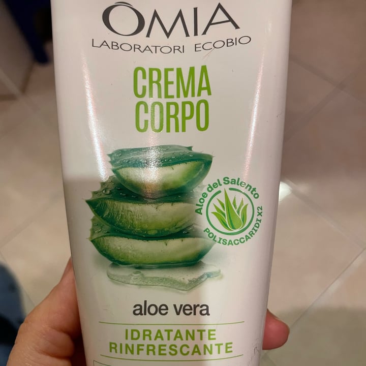 photo of Omia Laboratoires Crema corpo idratante shared by @juliaruggeri on  04 May 2022 - review