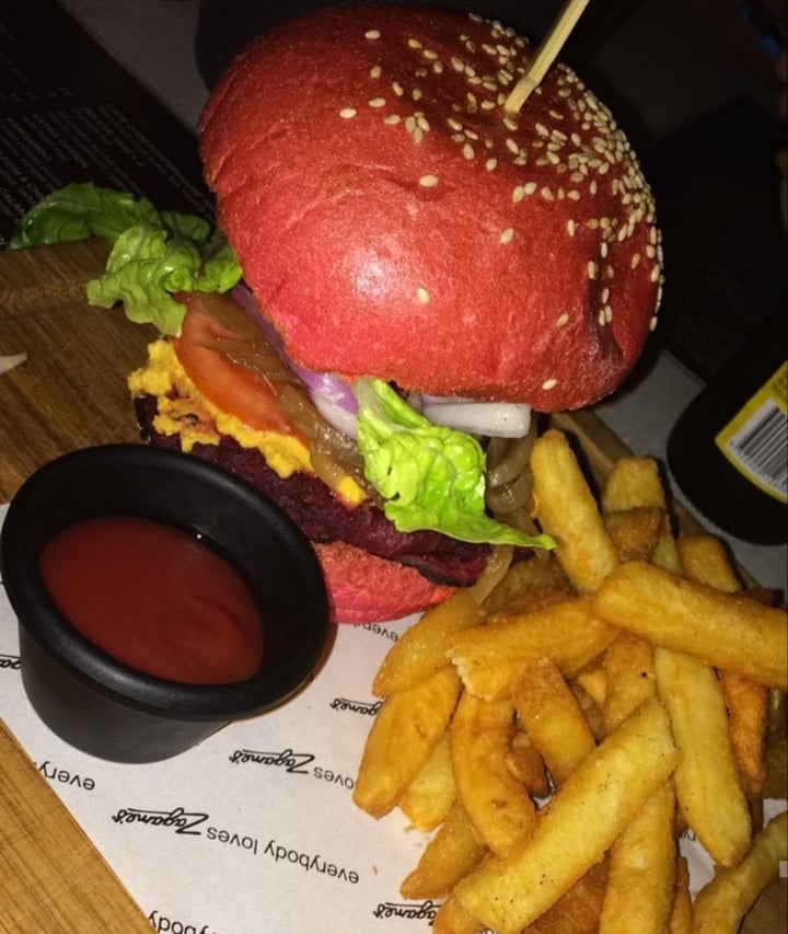 photo of Zagame's Berwick Hotel Beetroot Burger shared by @clareodgers on  23 Jan 2020 - review