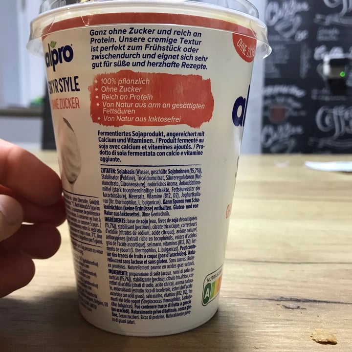 photo of Alpro Skyr Style Ohne Zucker shared by @david- on  29 Oct 2020 - review