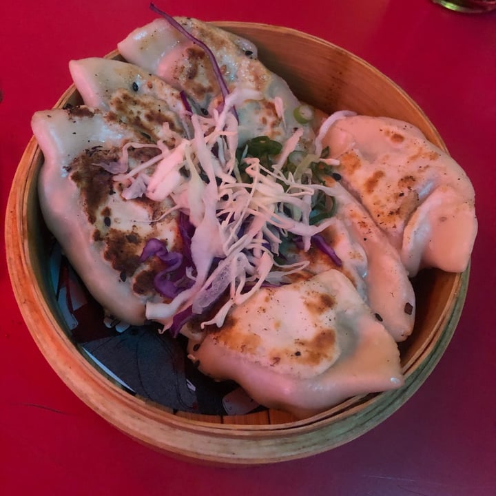 photo of KOI Beer & Dumplings Dumplins de hongos shared by @florenciasero on  07 Oct 2021 - review