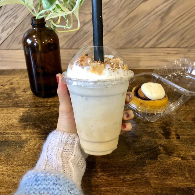 菜肴“Pumpkin Spiced Cookie Butter Shake”的照片