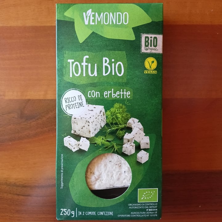 photo of Vemondo Tofu Bio con Erbette shared by @lellla on  22 Oct 2022 - review
