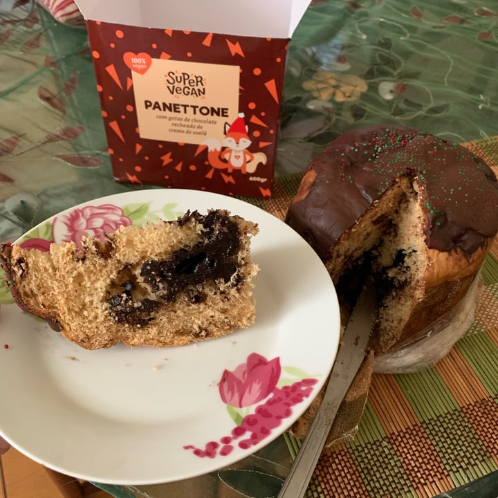 photo of Super Vegan Panettone shared by @ludrcs2 on  27 Dec 2021 - review