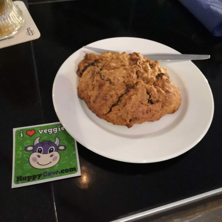 photo of Kombüse - Vegetarische Küche Chocolate-Sesame-Hazelnut Cookie shared by @kaitokiuchi on  15 Jun 2019 - review