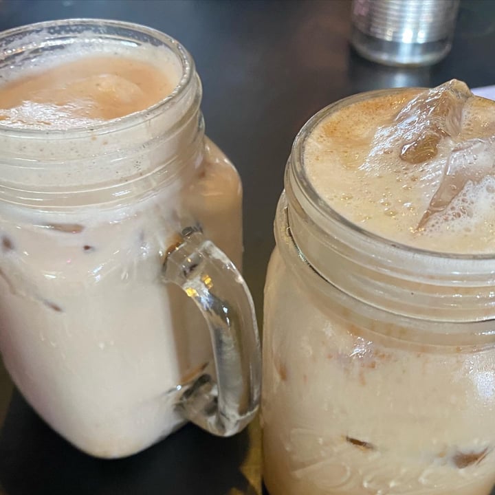 review photo of Enclave Caracol Latte en las rocas shared by @burritodechilaquiles on 03 Oct 2022 - review