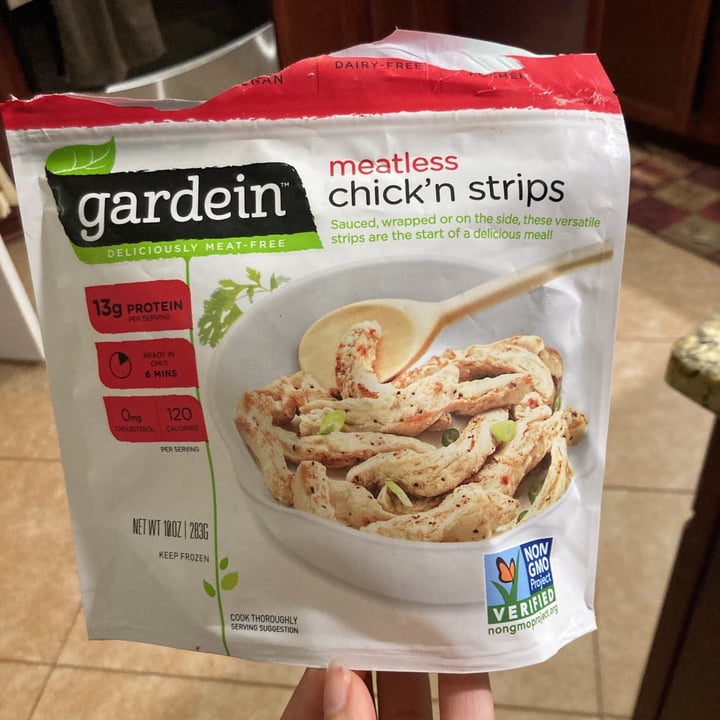 review photo of Gardein Meatless Chick’n Strips shared by @asheleycandy on 02 Apr 2021 - review
