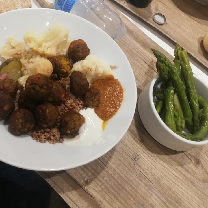 photo of IKEA Milano Corsico Polpette Vegan shared by @sarashad on  23 Jun 2020 - review