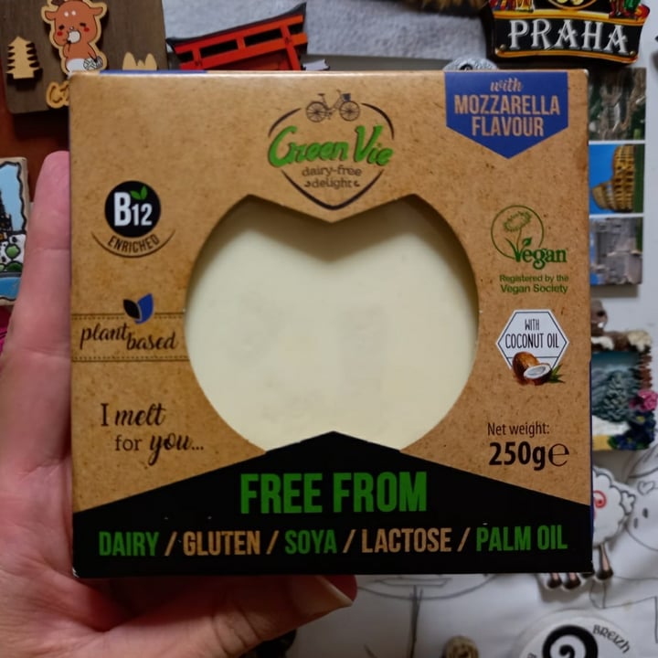 photo of GreenVie Foods Green Vie Mozzarella Vegan Cheese shared by @nanoruru on  07 Jul 2022 - review