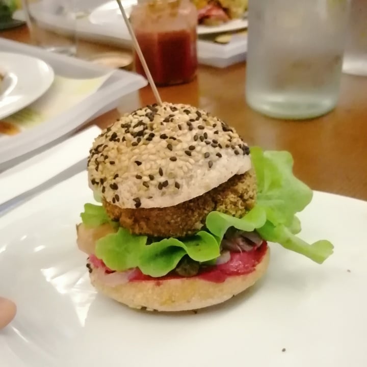 review photo of Il Profumo Della Freschezza Panino Burger Farcito shared by @giorgiacst on 06 Sep 2020 - review