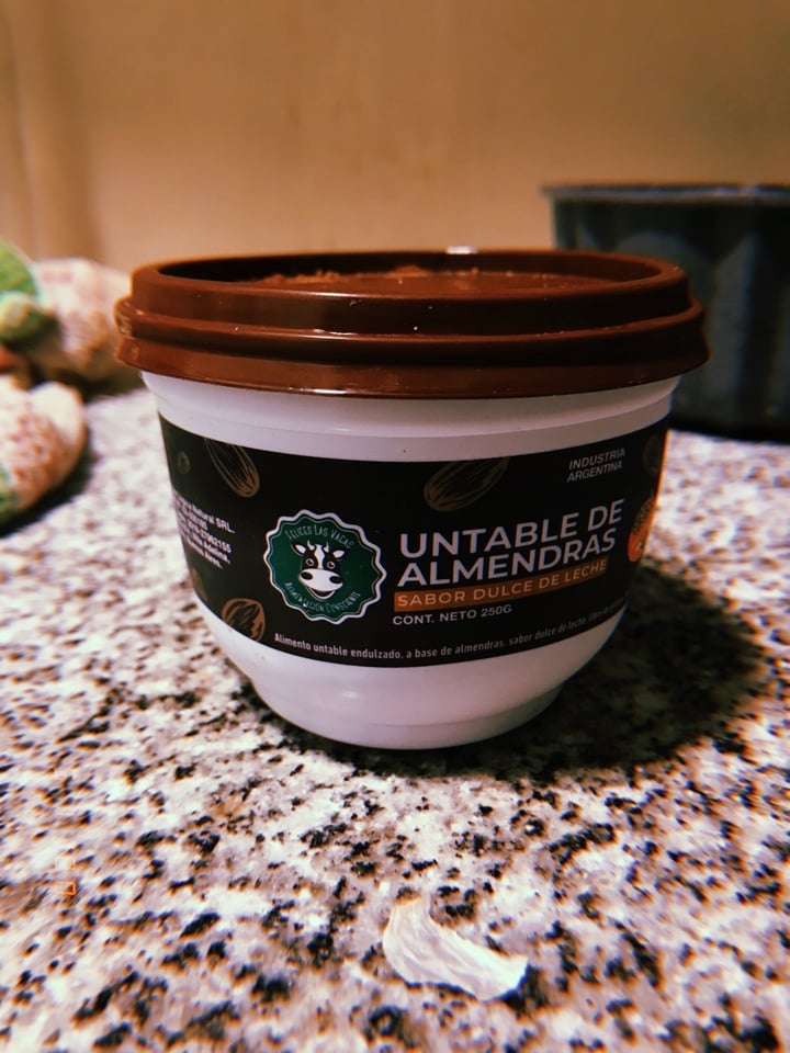 photo of Felices Las Vacas Untable de Almendras sabor Dulce de Leche shared by @kibouganbou on  05 Jan 2020 - review