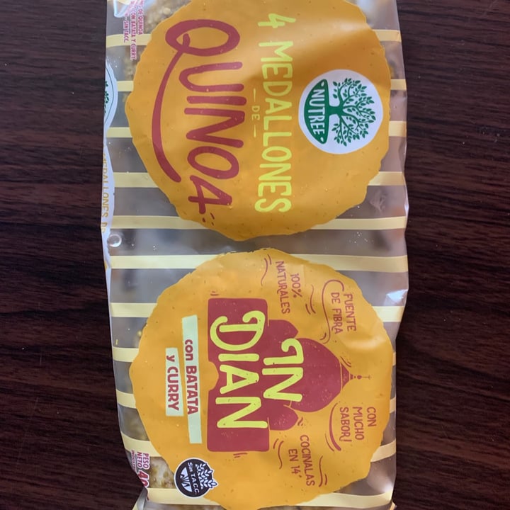 review photo of Nutree Medallones de Quinoa sabor Indian con Batata y Curry shared by @aldanavegana on 28 Jan 2021 - review
