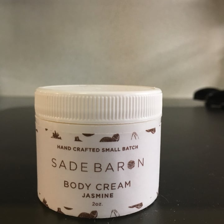 review photo of Sade baron Fresh Lux shared by @new-york-vegan on 30 May 2022 - review