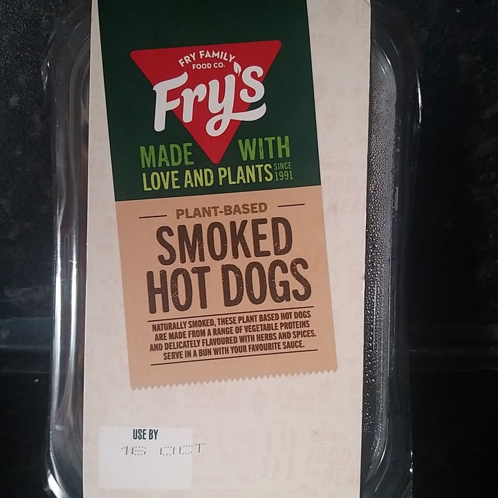 photo of Fry's Family Food Meat free smoked hot dogs shared by @shar7472 on  15 Oct 2021 - review