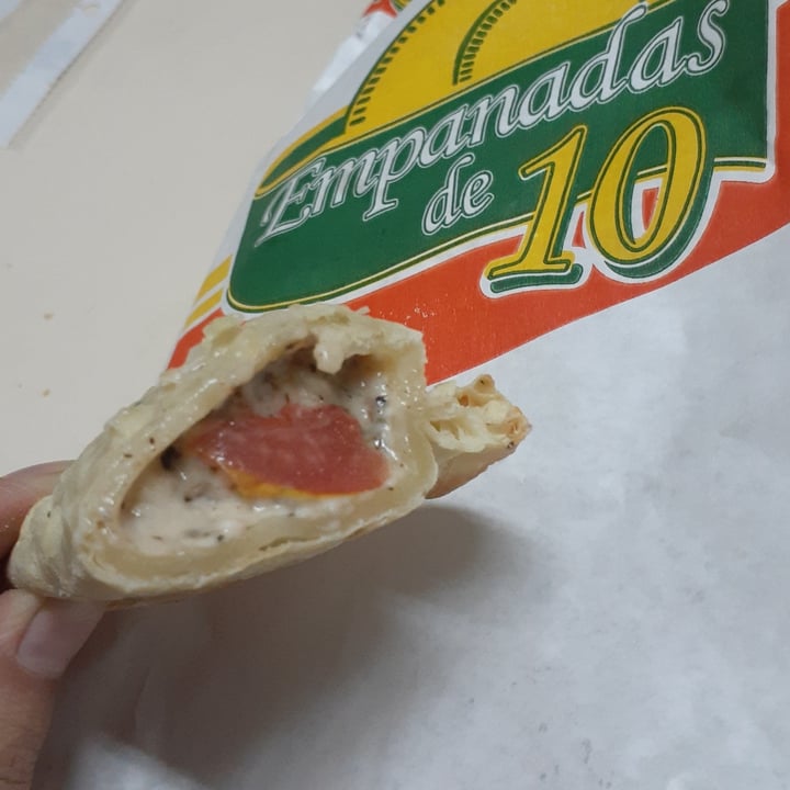photo of Empanadas de 10 - San Justo Empanada Caprese shared by @floverburg on  17 Feb 2021 - review